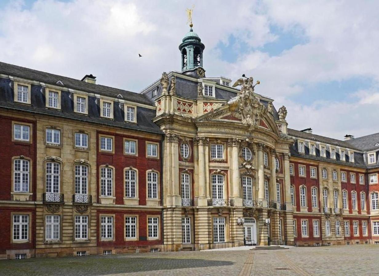 Schickes, Stilvolles Und Helles Apartment In Muenster エクステリア 写真